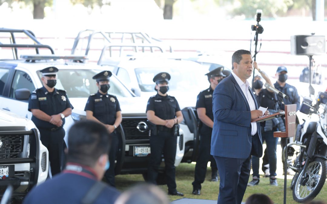 Continúan fortaleciendo a los cuerpos de seguridad de los Municipios de Guanajuato.
