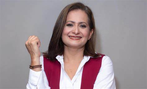 SORPRENDE ALMA ALCARAZ, POR CRITERIO DE GÉNERO, BAJA MORENA A SHEFFIELD Y VA CON ALMA  ALCARAZ POR GUANAJUATO