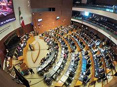 Morena registra para el Senado a los que no lograron candidaturas para gobernadores. Por Guanajuato quedó formalmente registrado Francisco Ricardo Sheffield Padilla.