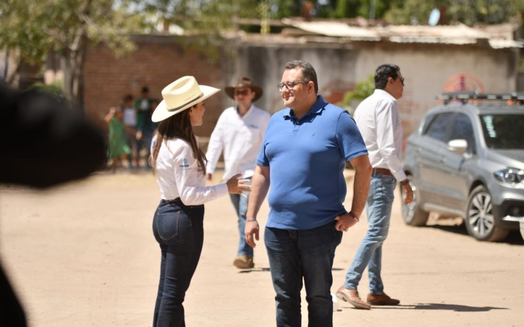 Se sumó Beto Loya a las actividades de campaña de Samantha Smith
