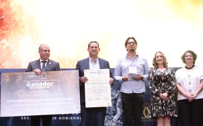 El Gobernador del Estado, Diego Sinhue Rodríguez Vallejo, encabezó la ceremonia de Premiación del Ganador del Concurso de Creación del Himno del Estado, en el marco de la conmemoración de los 200 años de Guanajuato como estado libre y soberano.