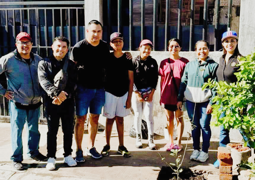 Conmemora Melanie Día Internacional del Árbol con jornada de reforestación 