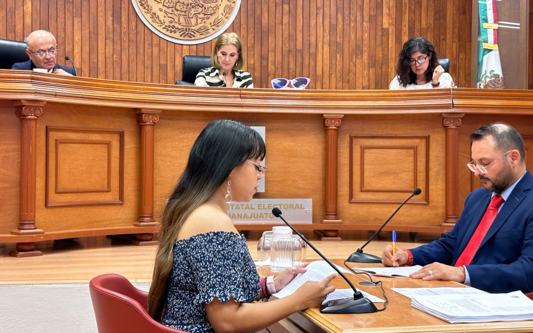 En sesión pública, el Pleno del Tribunal Estatal Electoral de Guanajuato (TEEG) resolvió dos procedimientos especiales sancionadores y un juicio electoral.