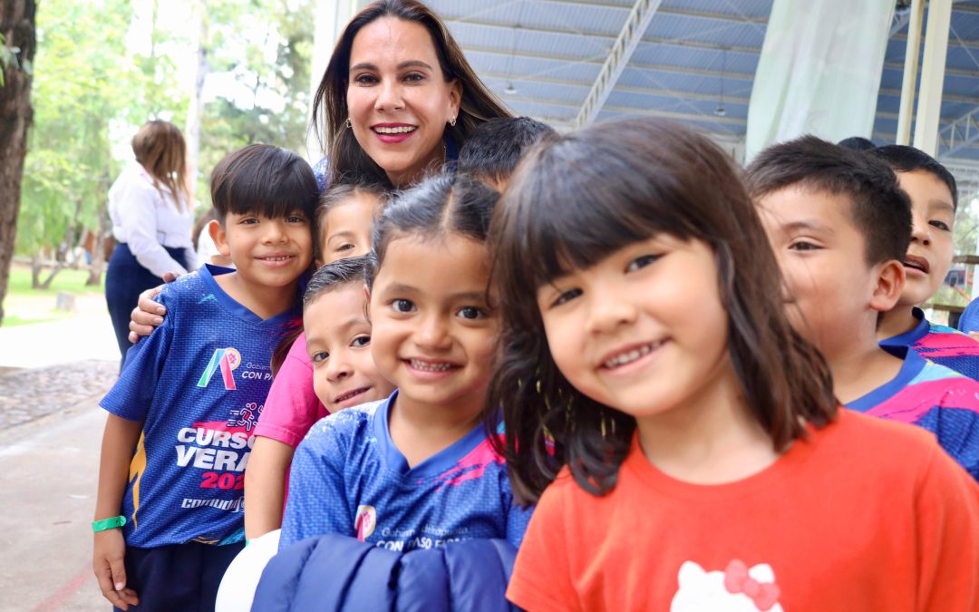 VISITA LORENA ALFARO CURSOS DE VERANO DE COMUDAJ