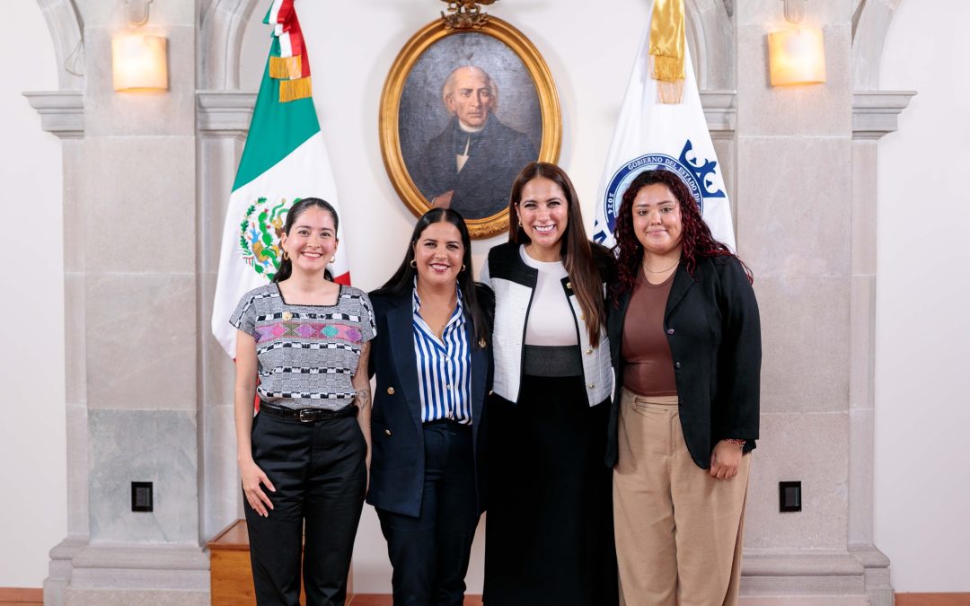 Invita Gobernadora Libia Dennise a sumarse a la Academia Juventudes. Las y los jóvenes de Guanajuato pueden inscribirse a la Academia Juventudes, en la página https://academia.juventudesgto.com