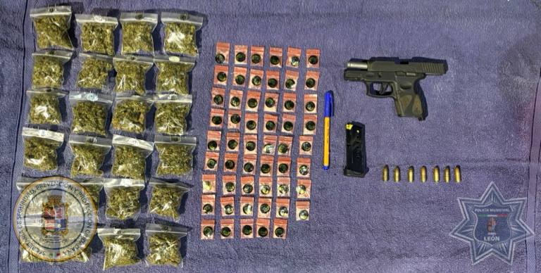 La Policía de León detuvo a un hombre por portación de arma de fuego y droga •