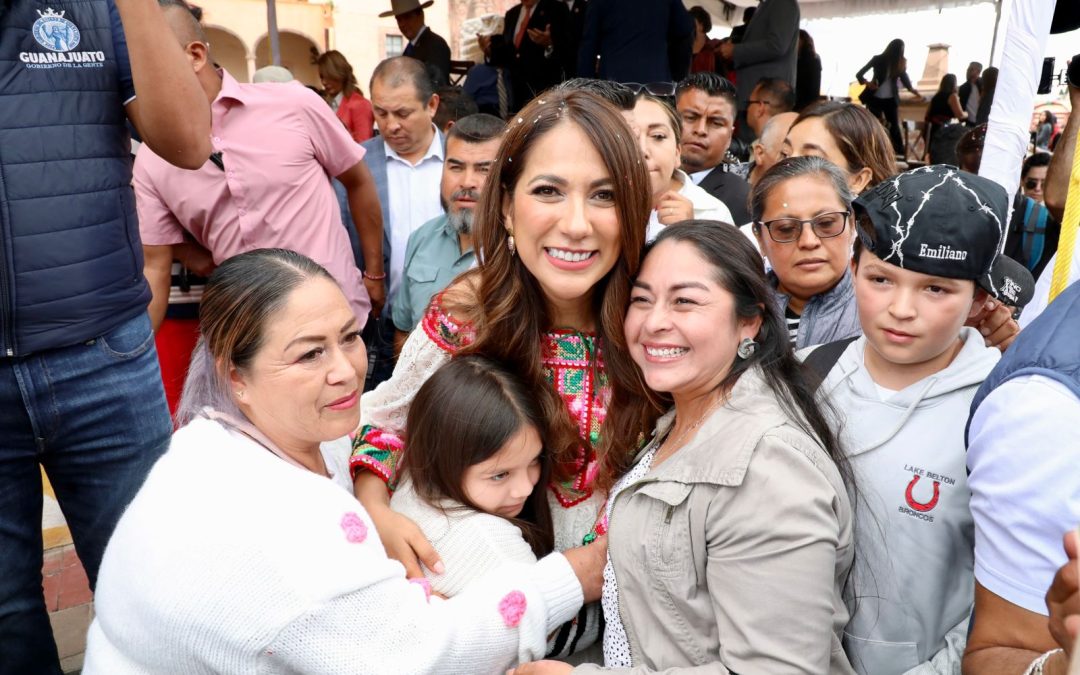 Guanajuato celebra el 215 Aniversario de la Independencia con desfile cívico-militar en Dolores Hidalgo 