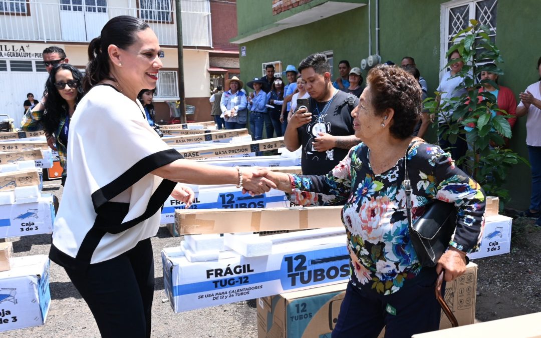 LORENA ALFARO Y MARIANA TRINITARIA: 10 AÑOS BENEFICIANDO A IRAPUATENSES