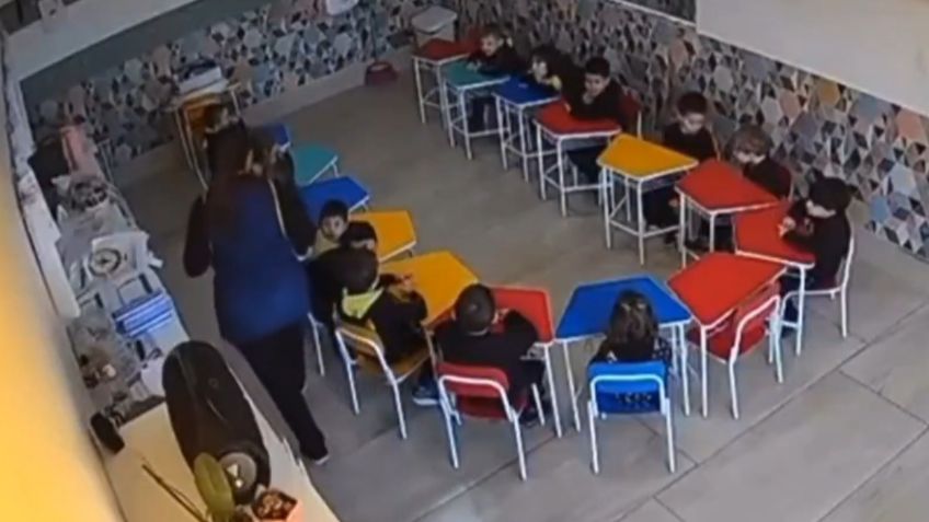 Maestra azota en la cabeza a un niño de 4 años con los libros y le tira un diente.