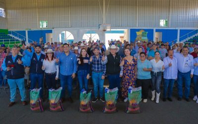 Romita Impulsa al campo: más de 160 agricultores reciben semilla de garbanzo blanco para sembrar más de 300 hectáreas.