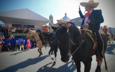 CELEBRAN CON ENTUSIASMO EL 115 ANIVERSARIO DE LA REVOLUCIÓN MEXICANA