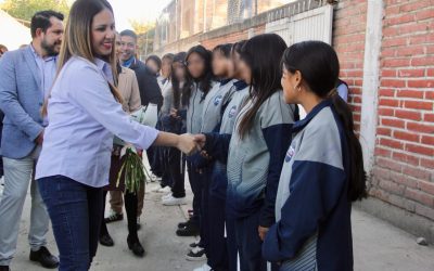 MELANIE LLEVA ACTIVIDADES DEPORTIVAS Y RECREATIVAS PARA PREVENIR ACOSO ESCOLAR Y OTRAS ACTITUDES NOCIVAS EN ESTUDIANTES.
