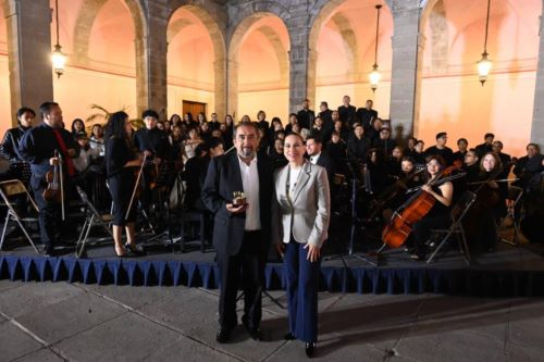 FILARMÓNICA MAHLER DESLUMBRA EN PATIO DE LA PRESIDENCIA DE IRAPUATO CON “CARMINA BURANA”