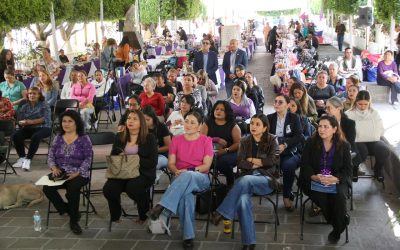 DESTACAN EN CONFERENCIA FORTALEZA DE LAS MUJERES