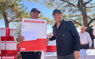 Gobierno Municipal de Romita reafirma su compromiso con el campo al entregar 90 mochilas fumigadoras