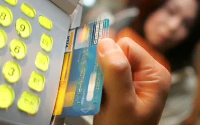 ¿En busca de una tarjeta de crédito? Éste es el CAT que cobran Nu, Klar, Stori, Didi y Finsus