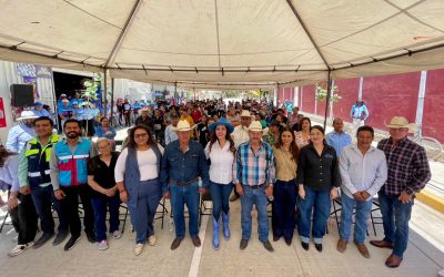MELANIE MURILLO INAUGURA PAVIMENTACIÓN DE CALLE EN COMUNIDAD DE CHICHIMEQUILLAS