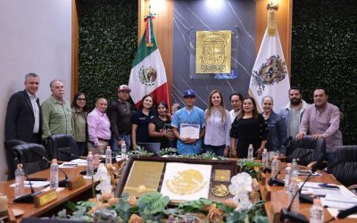 AYUNTAMIENTO DE SILAO RECONOCE A JOVEN BEISBOLISTA QUE SE INTEGRARÁ A LA ACADEMIA DE CHARROS DE JALISCO