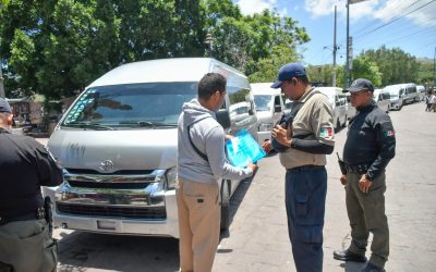 Implementan operativo de revisión a transporte turístico en la capital